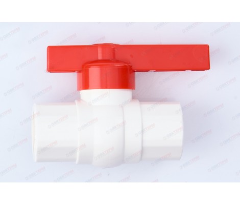 Кран шаровый пластиковый 1/2