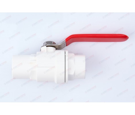 Кран шаровый пластиковый 1/2