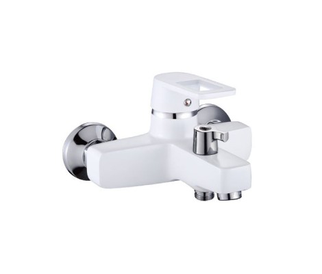 Смеситель для ванны Z3030-7 короткий белый Zerix