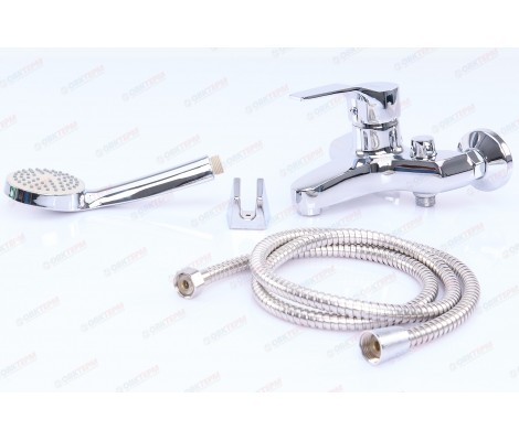 Смеситель для ванны FAD 183 короткий Zerix