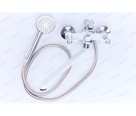 Смеситель для ванны R22332 длинный гусак белый Frud Смеситель для ванны R22332 длинный гусак белый Frud