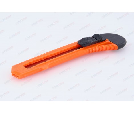 Нож 18 мм с выдвижным лезвием Santool